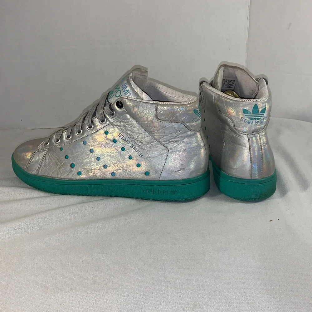 Adidas Men’s 2007 Consortium Stan Smith ‘Mid Pearl’ silver/Teal Sneakers